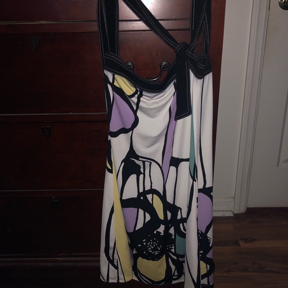 Adorable BCBG gorgeous dress - Picture 1 of 2